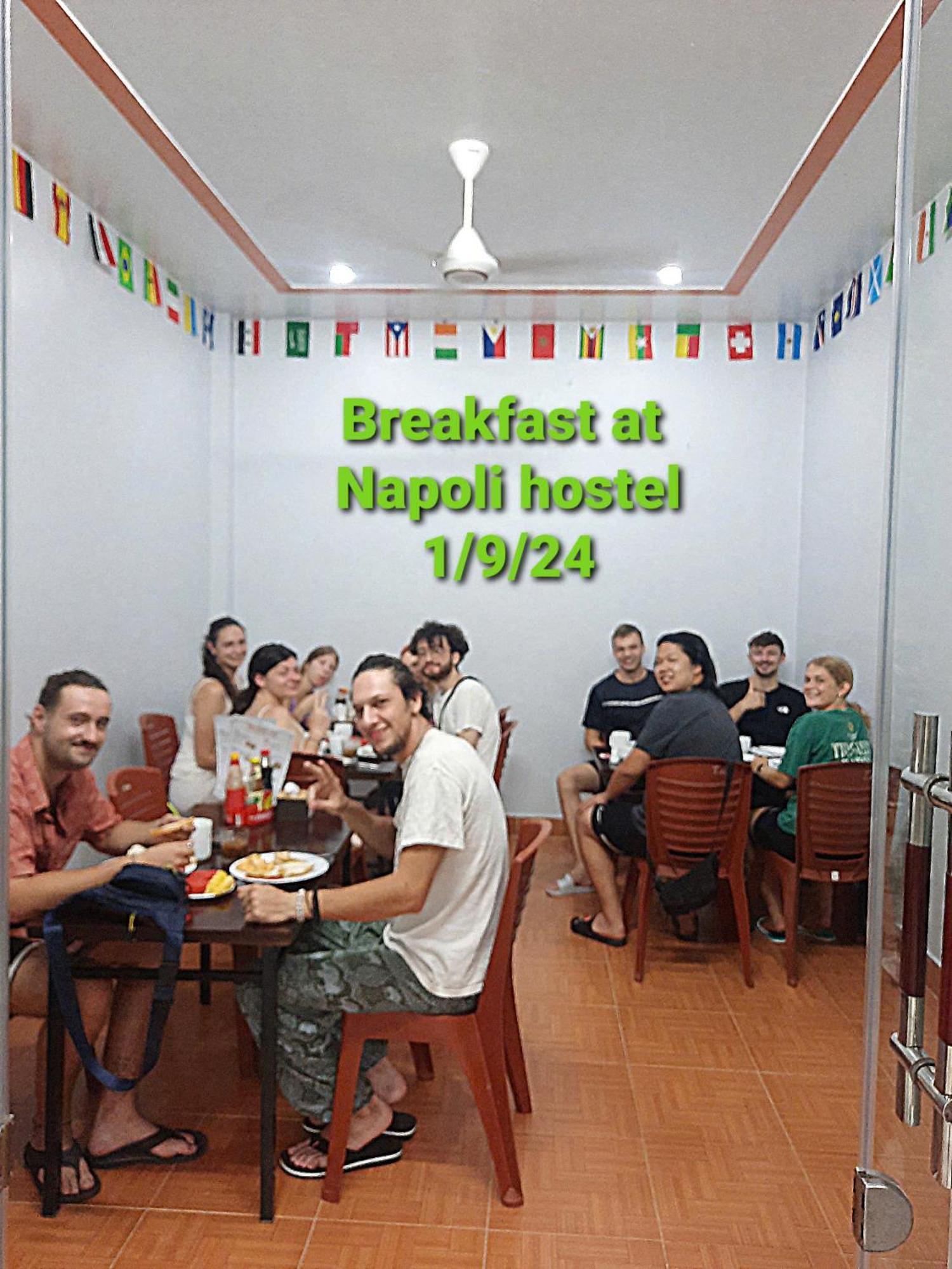 Chan Chau Napoli Hostel מראה חיצוני תמונה