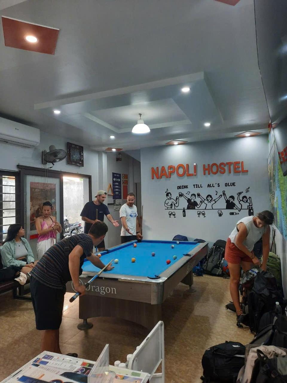 Chan Chau Napoli Hostel מראה חיצוני תמונה